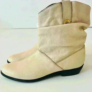 NEW! Dingo Leather Slouch Short Boots